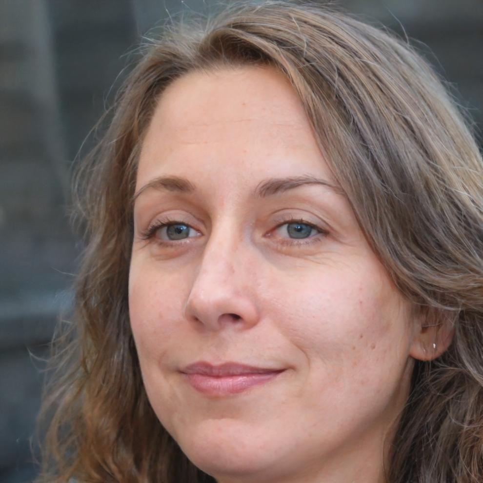 Portrait of Elowen Trevithick